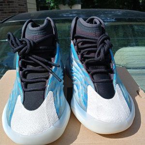 Adidas YEEZY QNTM FROZEN BLUE SIZE 8